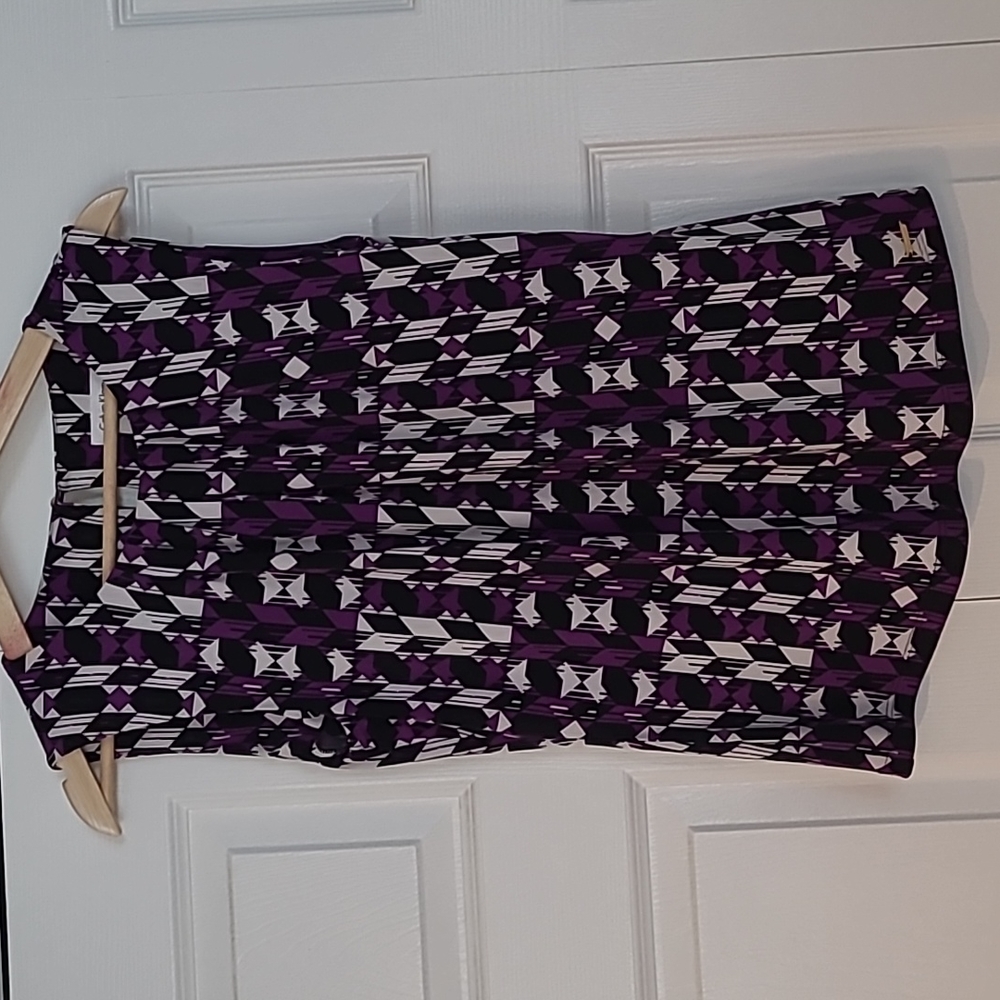 Calvin Klein Small Geometric Print Sleeveless Blouse